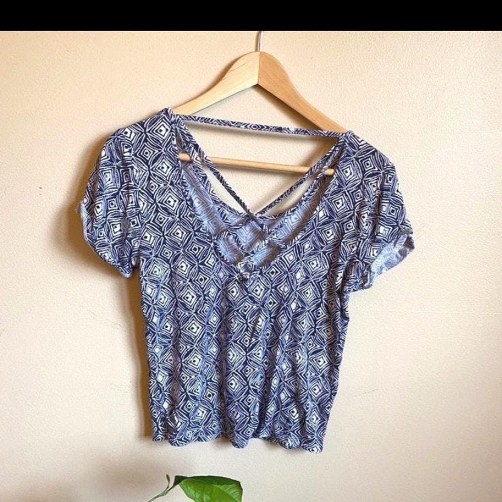 AEROPOSTALE T-shirt
